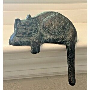 Vintage Brass Patina Sleeping Kitten Cat Shelf Sitter Decorative Figurine